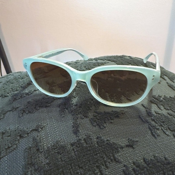 JlNS Accessories - JINS Mint‎ Green Oval Sunglasses Brown Lenses Plastic Frame SLV 155-1045A